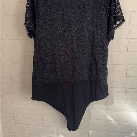Torrid Black bodysuit Lace ruched NEW 3x stretch - Picture 5 of 9